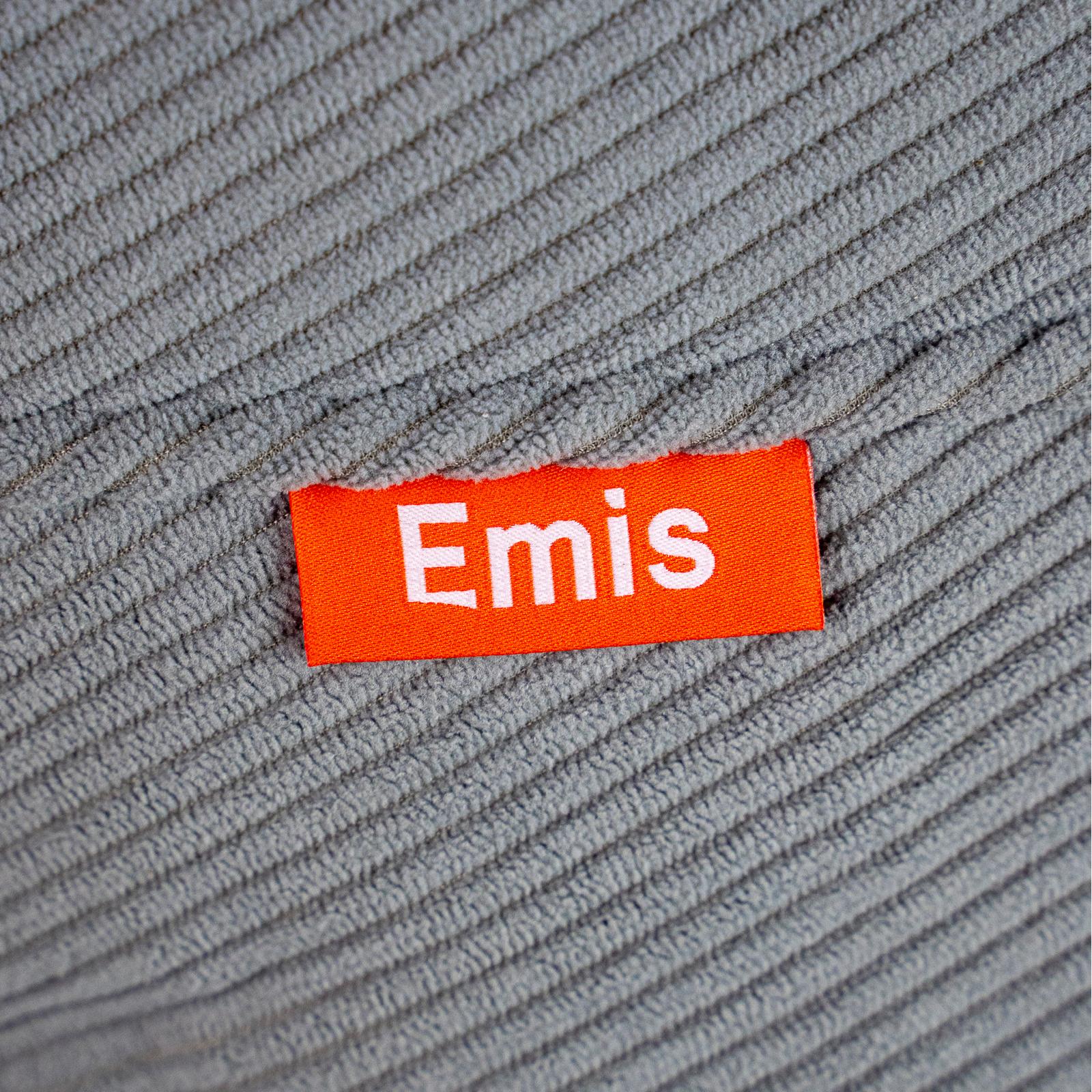 Luna - Emis Sleeping